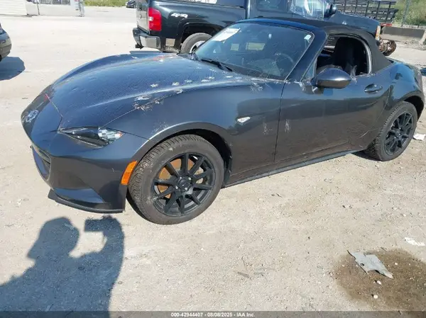 JM1NDAD74L0415026 2020 MAZDA MX-5 - Image 2