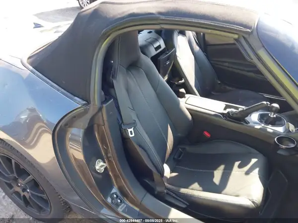 JM1NDAD74L0415026 2020 MAZDA MX-5 - Image 8