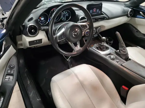 JM1NDAD74M0456886 2021 MAZDA MX-5 - Image 8