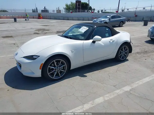 JM1NDAD74N0505702 2022 MAZDA MX-5 - Image 2