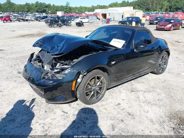 JM1NDAD75G0114822 2016 MAZDA MX-5 - Image 2