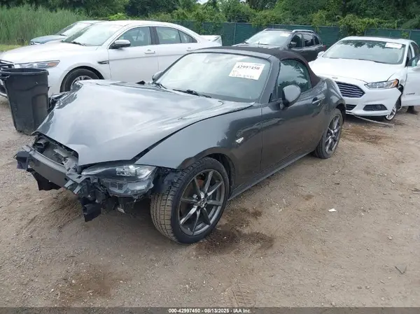 JM1NDAD75J0201398 2018 MAZDA MX-5 - Image 2