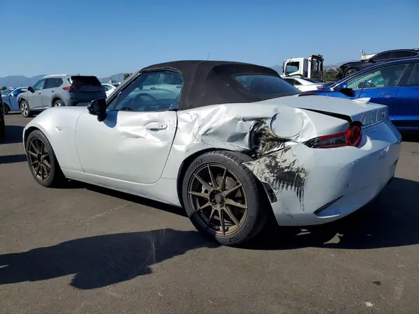 JM1NDAD75J0202261 2018 MAZDA MX-5 - Image 2