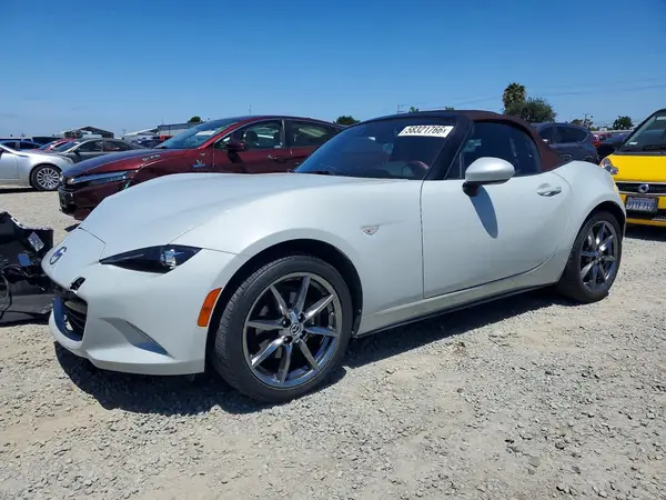 JM1NDAD75J0203877 2018 MAZDA MX-5 - Image 1