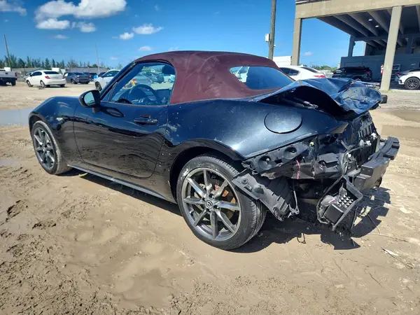 JM1NDAD75J0205399 2018 MAZDA MX-5 - Image 2