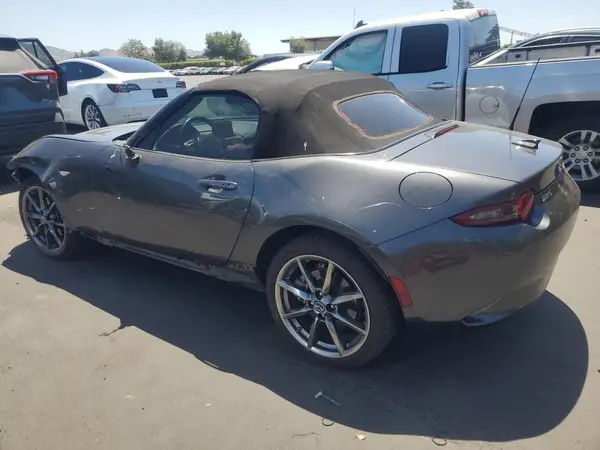 JM1NDAD75L0412457 2020 MAZDA MX-5 - Image 2