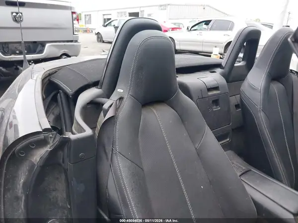 JM1NDAD75L0415407 2020 MAZDA MX-5 - Image 8