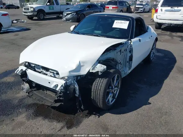 JM1NDAD75M0453897 2021 MAZDA MX-5 - Image 2
