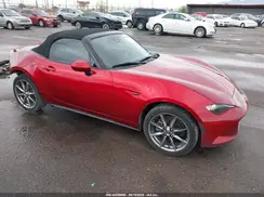 JM1NDAD75M0458498 2021 MAZDA MX-5