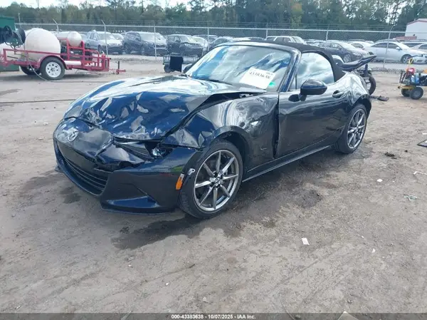 JM1NDAD75P0551347 2023 MAZDA MX-5 - Image 2