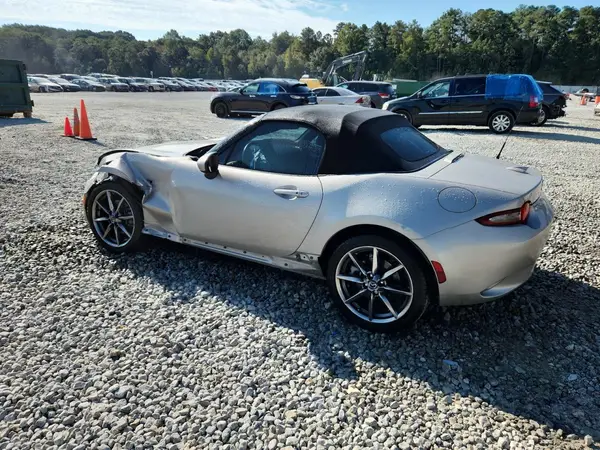 JM1NDAD75P0556905 2023 MAZDA MX-5 - Image 2