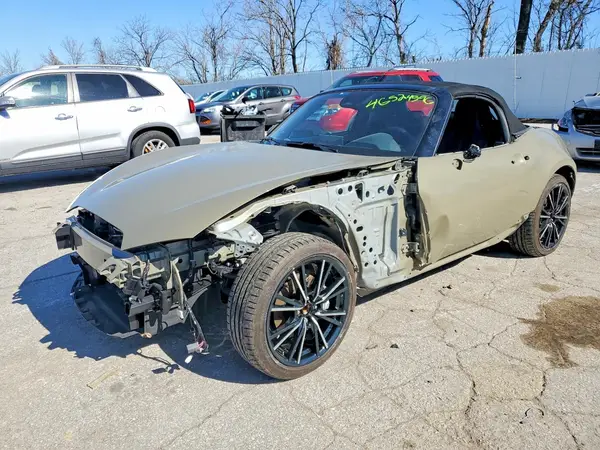 JM1NDAD75R0604387 2024 MAZDA MX-5 - Image 1