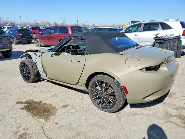 JM1NDAD75R0604387 2024 MAZDA MX-5 - Image 2