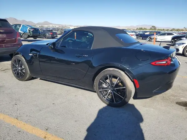 JM1NDAD75R0608357 2024 MAZDA MX-5 - Image 2