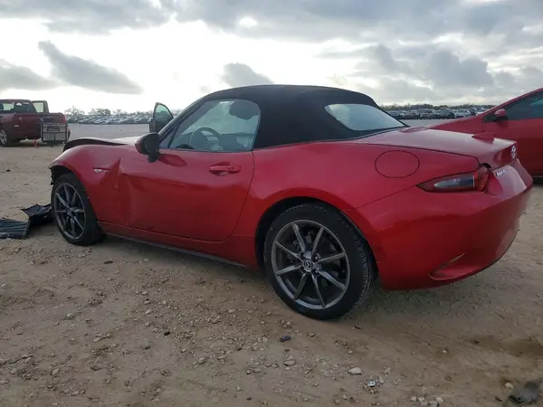 JM1NDAD76G0100847 2016 MAZDA MX-5 - Image 2