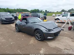 JM1NDAD76J0201104 2018 MAZDA MX-5