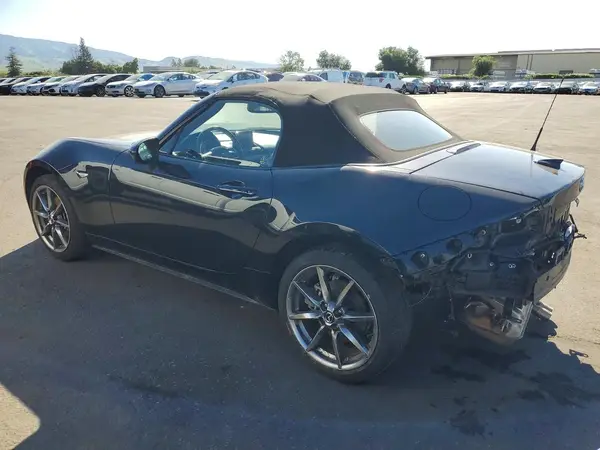 JM1NDAD76M0458204 2021 MAZDA MX-5 - Image 2