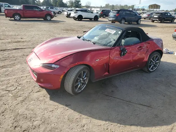 JM1NDAD76N0508889 2022 MAZDA MX-5 - Image 1