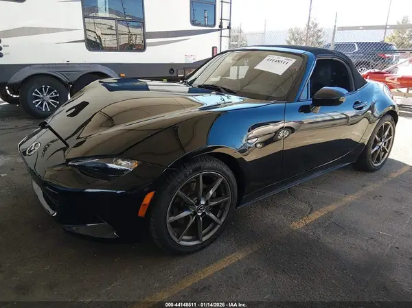 JM1NDAD77G0101425 2016 MAZDA MX-5 - Image 2
