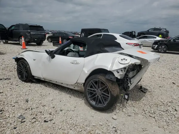 JM1NDAD77G0113977 2016 MAZDA MX-5 - Image 2
