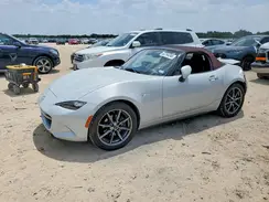 JM1NDAD77J0201676 2018 MAZDA MX-5