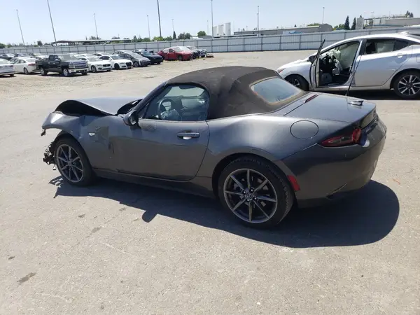 JM1NDAD77K0307921 2019 MAZDA MX-5 - Image 2