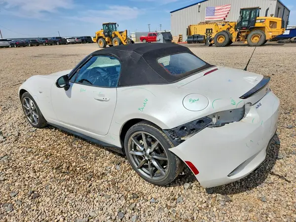 JM1NDAD77N0503877 2022 MAZDA MX-5 - Image 2