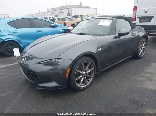 JM1NDAD77N0506827 2022 MAZDA MX-5 - Image 2