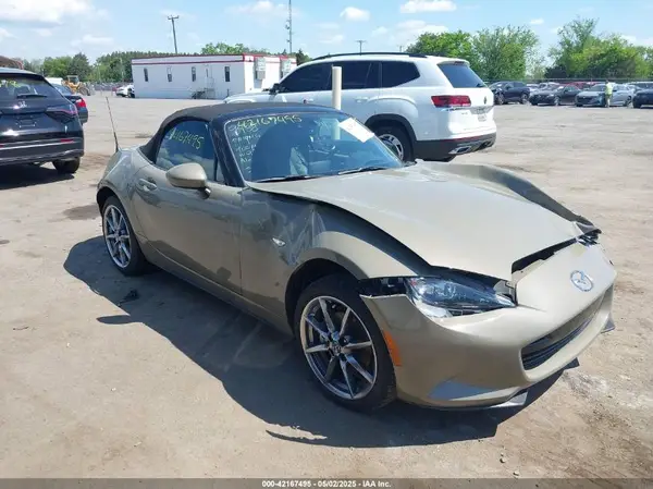 JM1NDAD77P0550894 2023 MAZDA MX-5 - Image 1