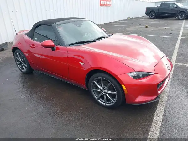 JM1NDAD78H0122771 2017 MAZDA MX-5 - Image 1