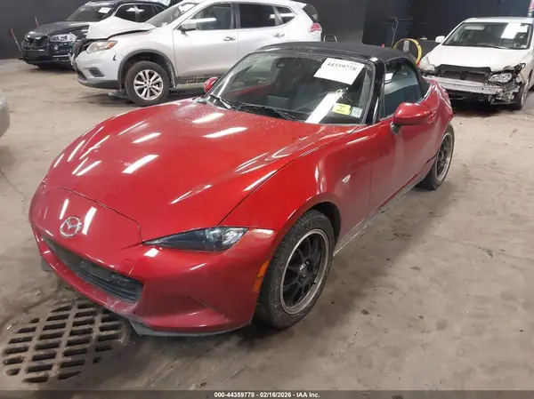JM1NDAD78H0124018 2017 MAZDA MX-5 - Image 2