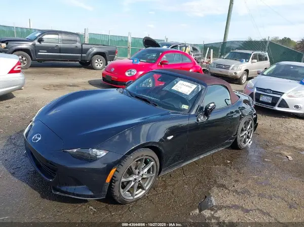 JM1NDAD78J0203968 2018 MAZDA MX-5 - Image 2