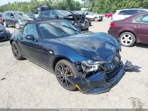 JM1NDAD78S0651757 2025 MAZDA MX-5 - Image 1
