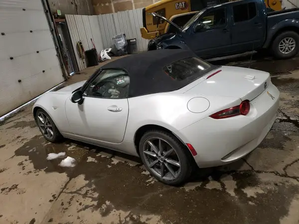 JM1NDAD79G0115150 2016 MAZDA MX-5 - Image 2