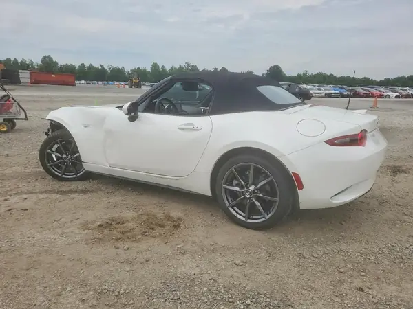 JM1NDAD79J0201145 2018 MAZDA MX-5 - Image 2