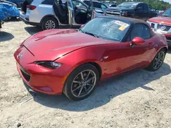 JM1NDAD79K0307385 2019 MAZDA MX-5