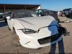 JM1NDAD79K0310786 2019 MAZDA MX-5