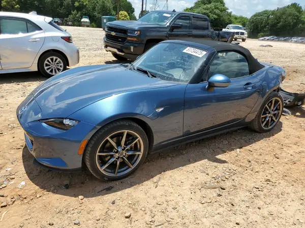 JM1NDAD79L0415135 2020 MAZDA MX-5 - Image 1