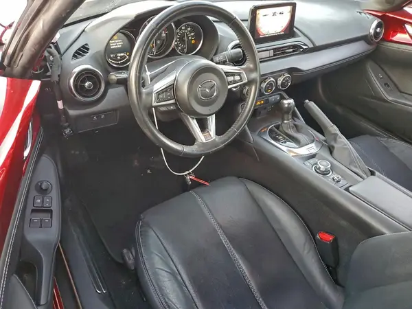 JM1NDAD79M0452915 2021 MAZDA MX-5 - Image 8