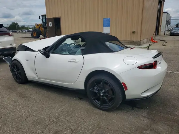 JM1NDAD79P0554297 2023 MAZDA MX-5 - Image 2