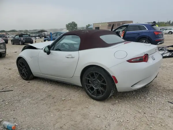 JM1NDAD7XJ0201896 2018 MAZDA MX-5 - Image 2