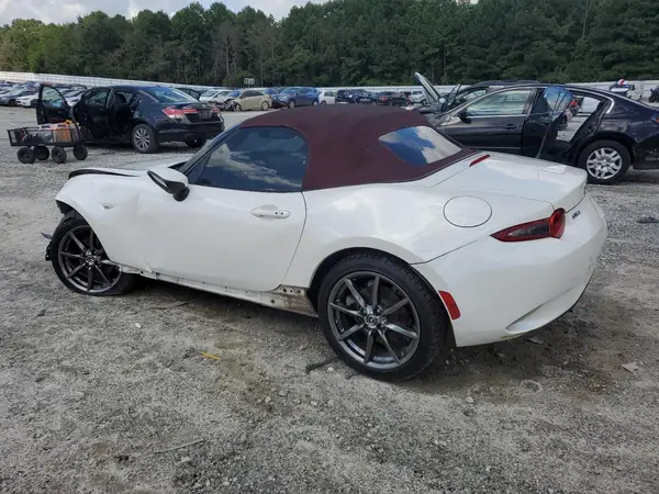 JM1NDAD7XJ0203048 2018 MAZDA MX-5 - Image 2