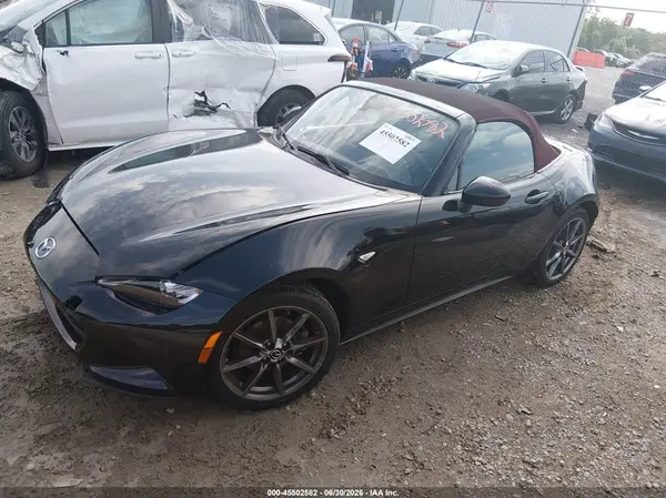 JM1NDAD7XJ0204605 2018 MAZDA MX-5 - Image 2