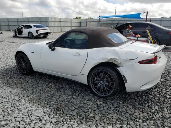 JM1NDAD7XK0301417 2019 MAZDA MX-5 - Image 2