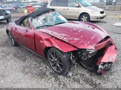 JM1NDAD7XK0306293 2019 MAZDA MX-5