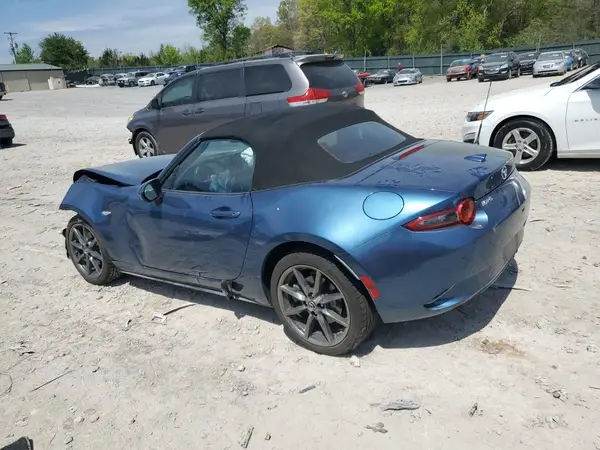 JM1NDAD7XL0414138 2020 MAZDA MX-5 - Image 2
