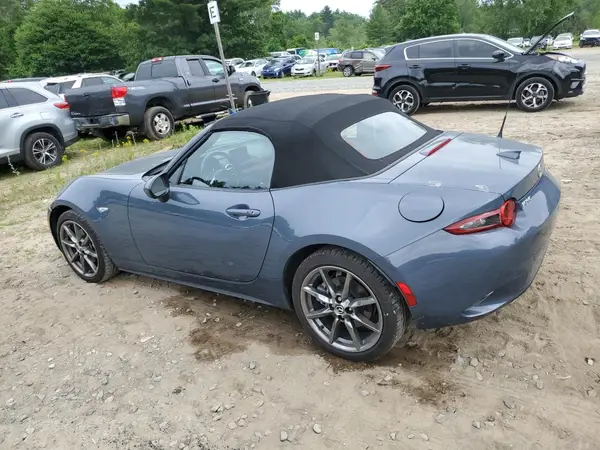 JM1NDAD7XL0416682 2020 MAZDA MX-5 - Image 2