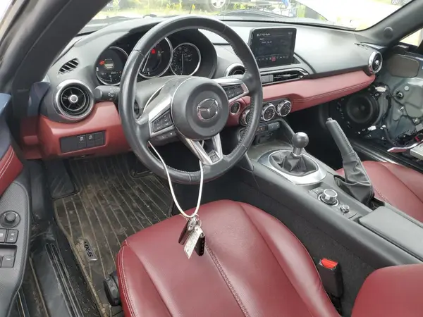 JM1NDAD7XL0416682 2020 MAZDA MX-5 - Image 8