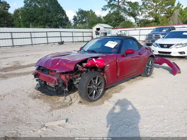 JM1NDAD7XL0418397 2020 MAZDA MX-5 - Image 2
