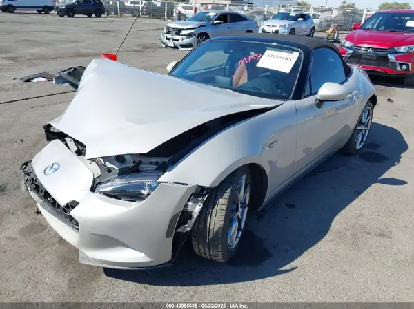 JM1NDAD7XP0561985 2023 MAZDA MX-5 - Image 2